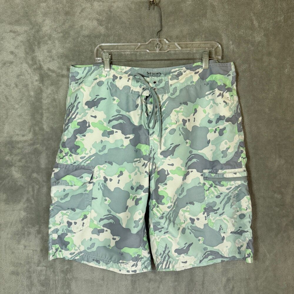 Simms Men's 36 Camo Cargo Shorts Green Camouflage Fishing Pockets